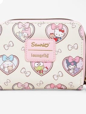 Sanrio Cream & Pink Heart-Print Zip Wallet